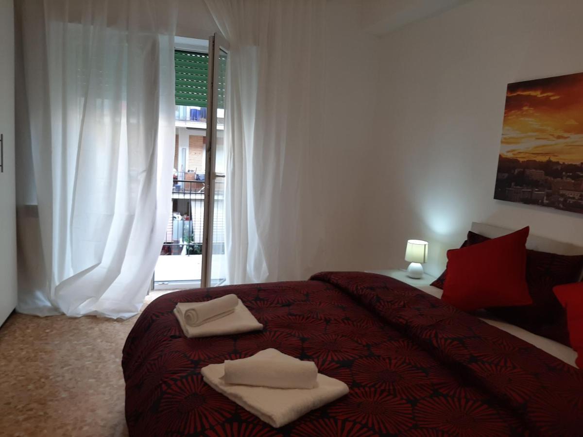 Centro Monti Tiburtini B&B Roma Kültér fotó